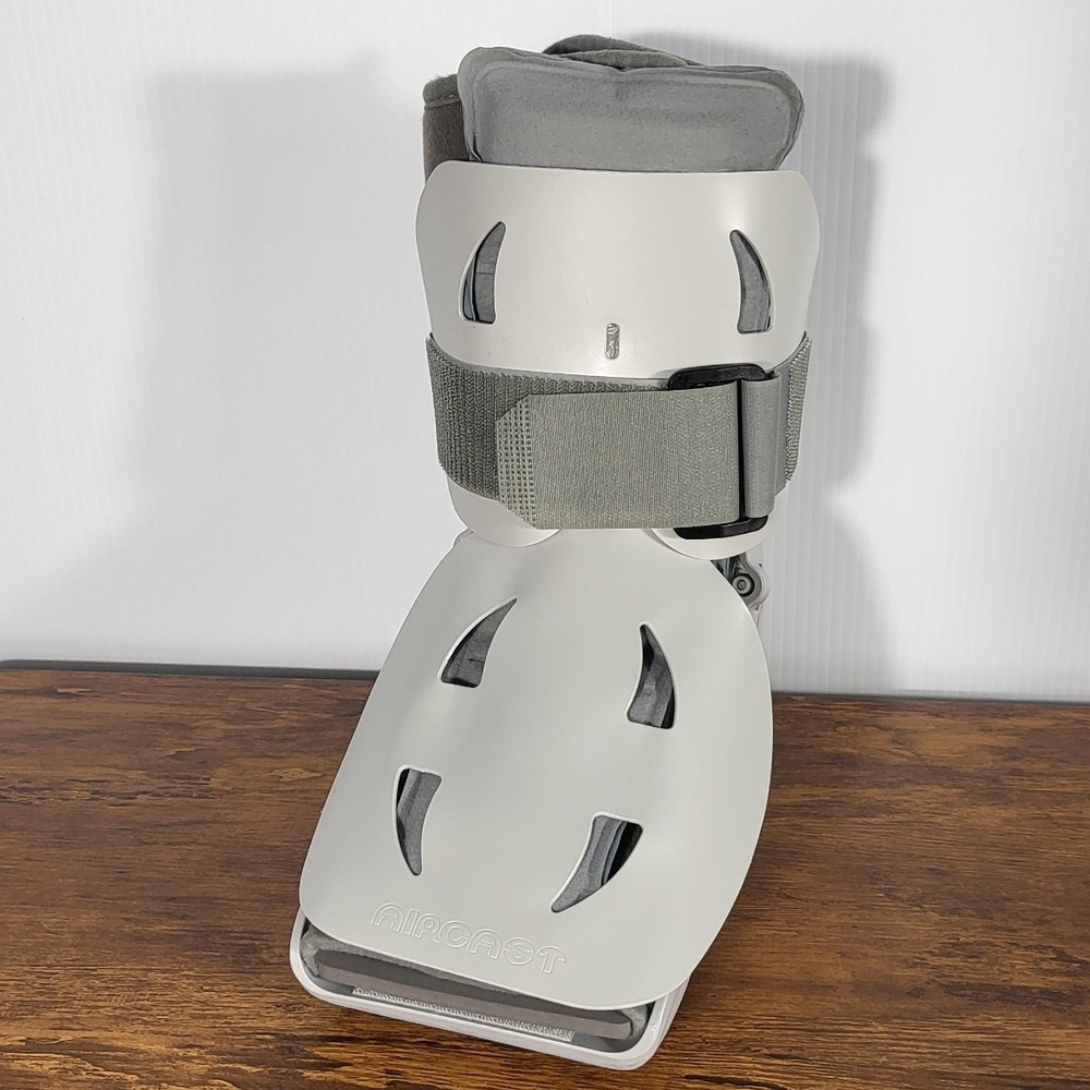 AIRCAST Walker Boot‎ Brace Orthopedic Walking Support Boot Size M